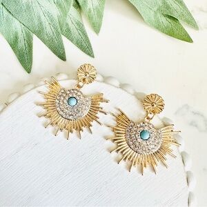 2/$30🌵 Gold Tone Sun Ray Celestial Fan Sunburst Earrings Stone Rhinestone Boho